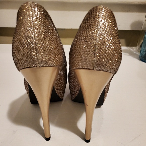 Charlotte Russe Gold Glitter Stiletto Heels - Picture 2 of 4
